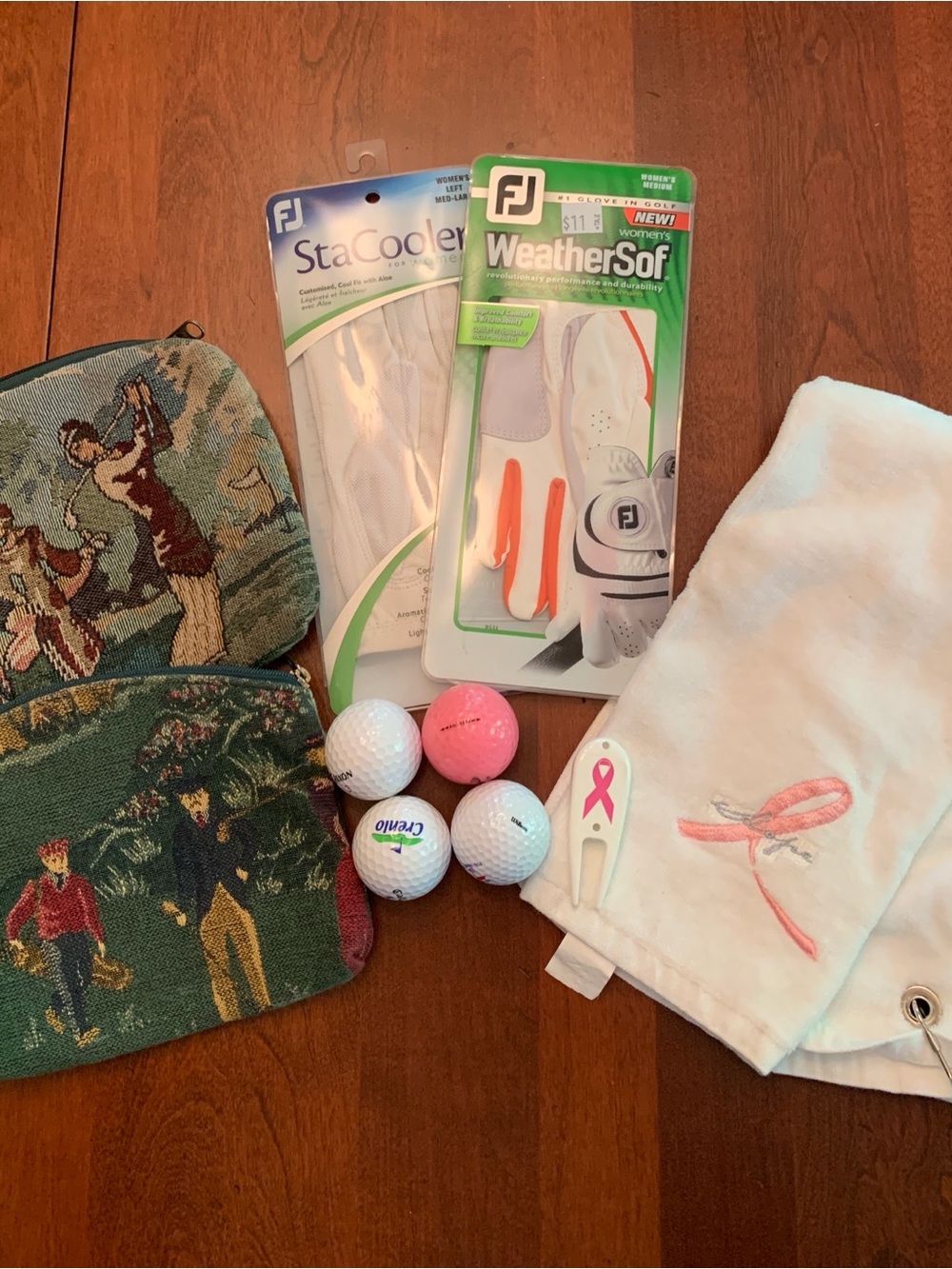 Women's Golf Supplies Bundle w/a Mix of New & Excellent Vintage Collectibles